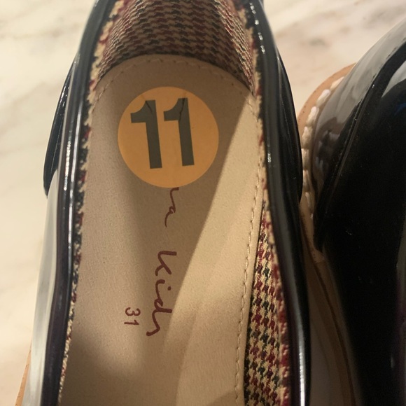 Little kids size 11 (11T) (EU 31) NWT Zara loafers - Picture 4 of 5